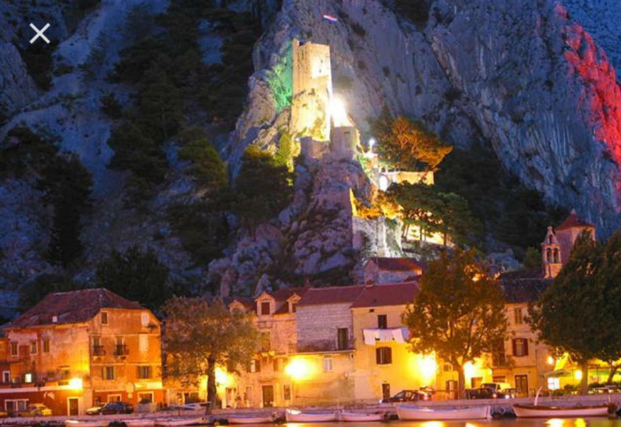 Apartments Elin Omiš Exterior foto